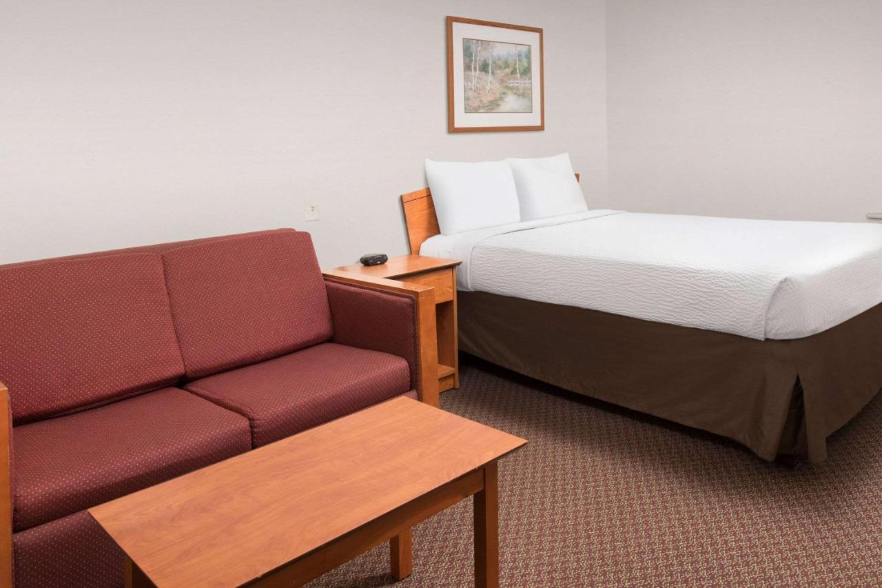 Woodspring Suites San Antonio North Live Oak I-35 Экстерьер фото