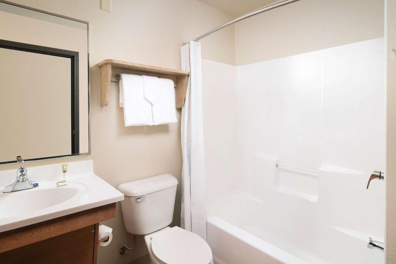 Woodspring Suites San Antonio North Live Oak I-35 Экстерьер фото