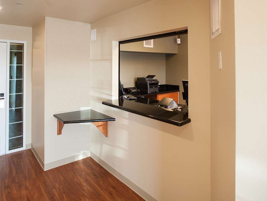 Woodspring Suites San Antonio North Live Oak I-35 Интерьер фото