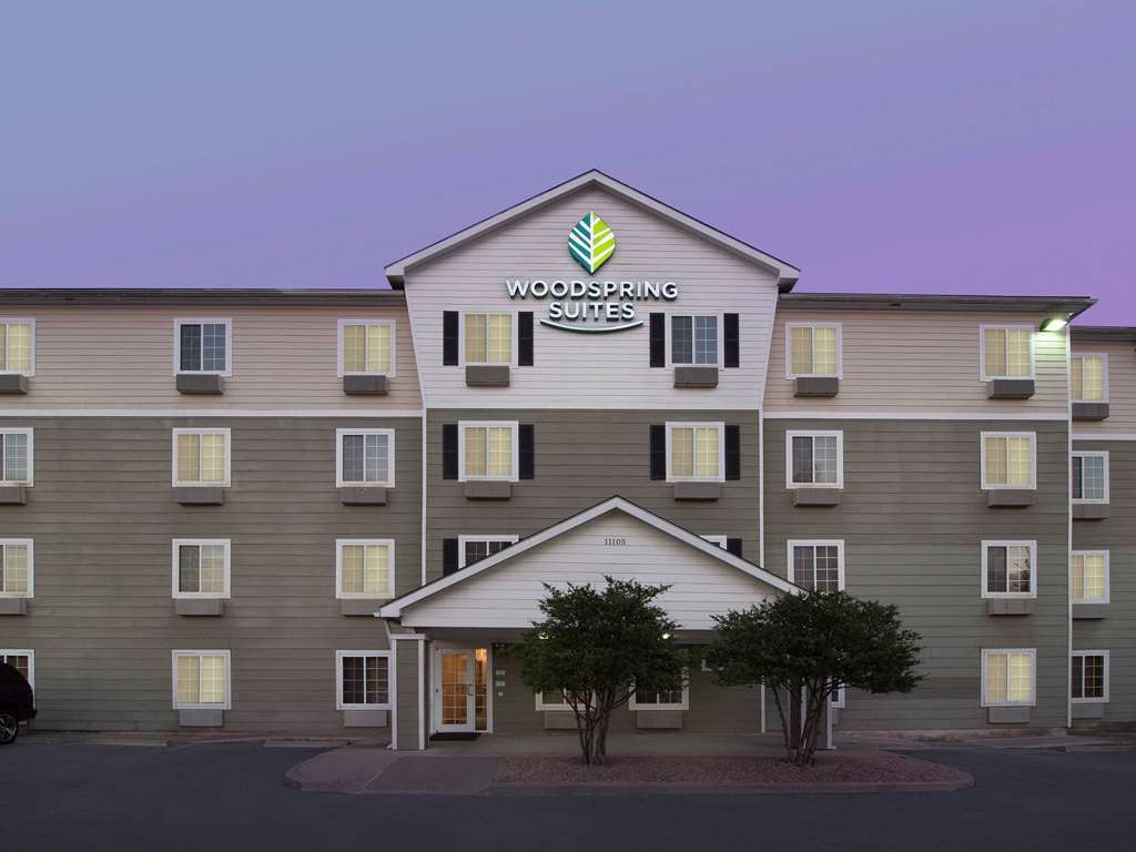 Woodspring Suites San Antonio North Live Oak I-35 Экстерьер фото